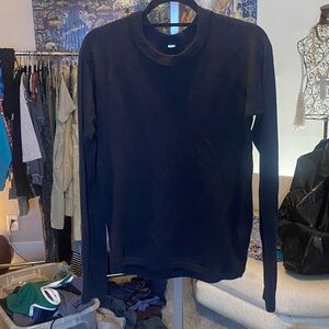 🙌🏽 LULULEMON Black Marino Wool Rising Salutation sweater Thumb holes Small